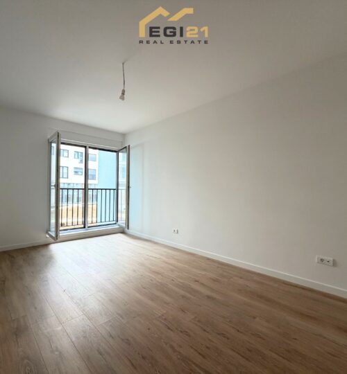 Banesë/Zyrë  138m²  për #QIRA–  Rruga C, Prishtinë