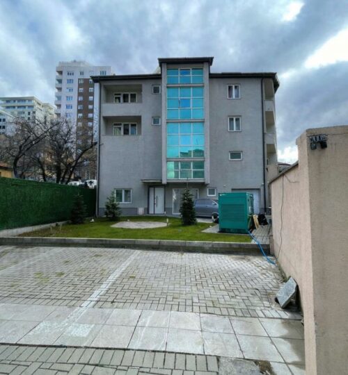 Objekt 1150m² për QIRA, Aktash