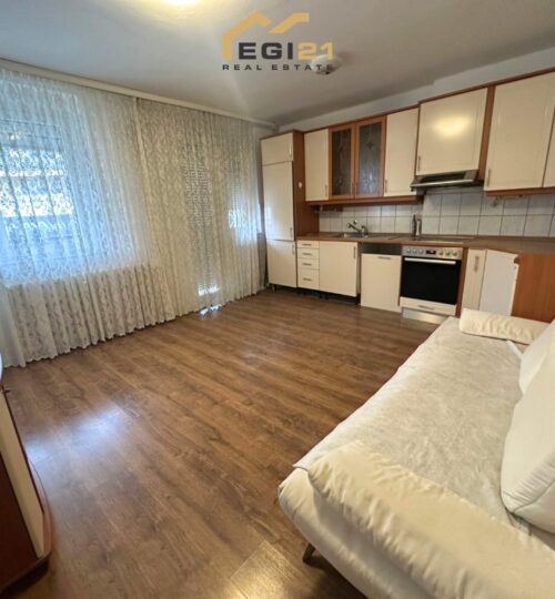 Zyrë 65m² për QIRA, Ulpianë