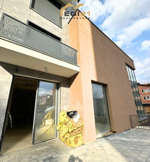 Lokal  130m²  për QIRA, Prishtina e Re