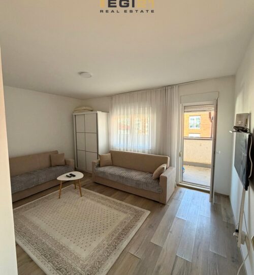 Penthouse 75m² + 25m² Terrasë për QIRA, Muharrem Fejza