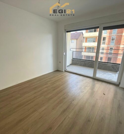 Banesë 57m²  për SHITJE, Mitrovicë