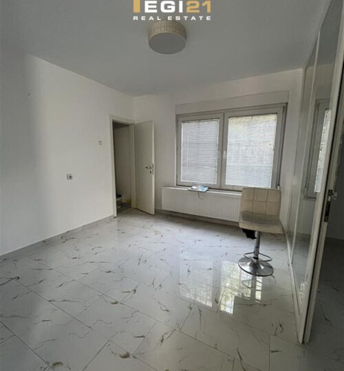 Zyrë  40m² për #QIRA  – Ulpianë, Prishtinë