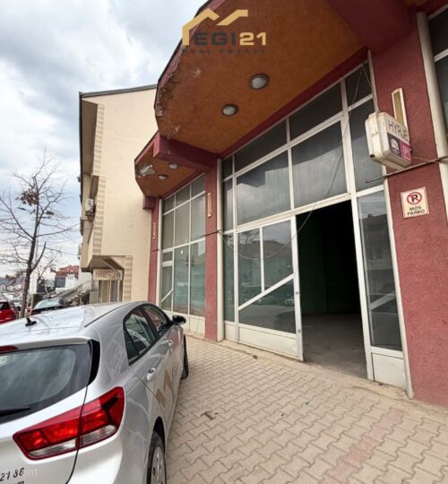Lokal 220m² për #QIRA – Magjistralja Prishtinë–Podujevë!