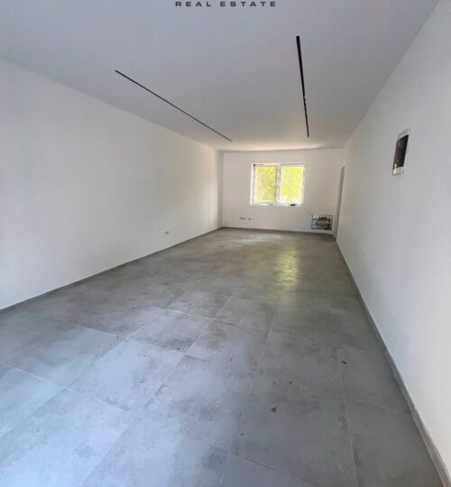 Lokal për #QIRA 40m² – Bulevardi Bill Clinton, Prishtinë