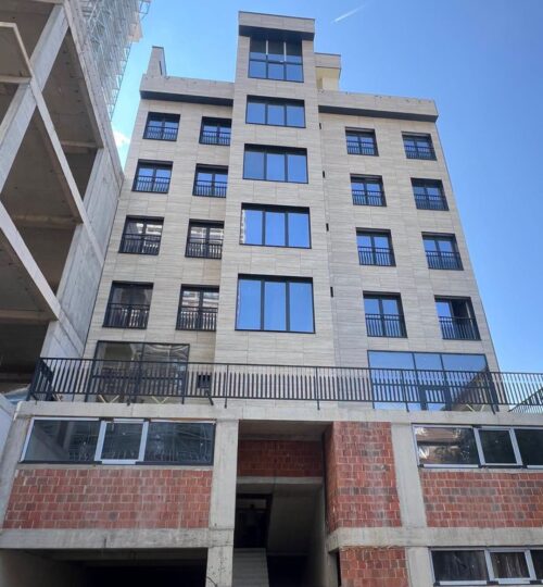 Objekt afarist për #QIRA 1206m² + 620m² Parking – Aktash, Prishtinë!